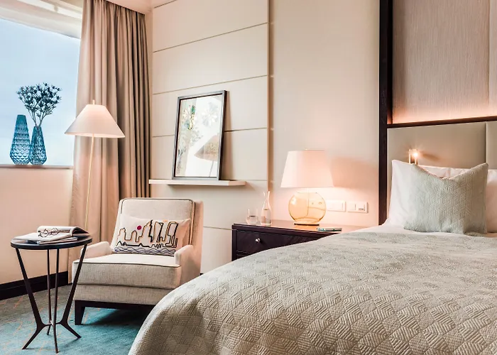 Intercontinental Warszawa By Ihg Hotel